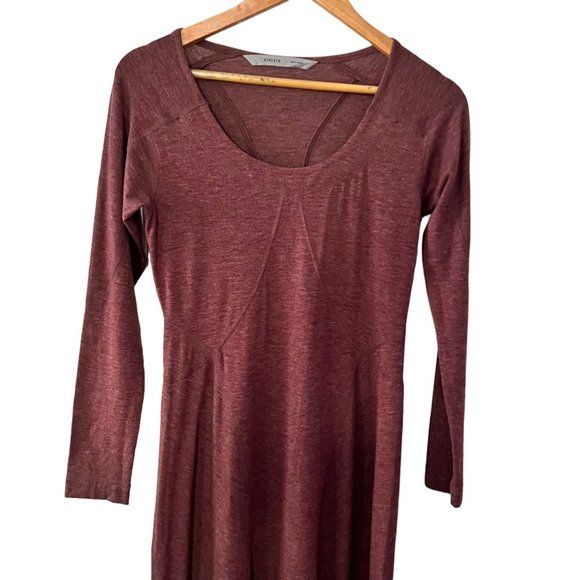 Athleta The Weekender Maxi Dress in Plum S - Picture 3 of 8